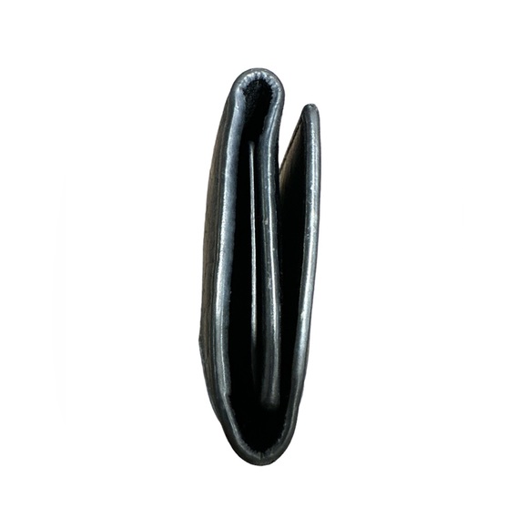 🔶FINAL PRICE DROP🔶🎀YSL key case🎀 - Picture 11 of 15